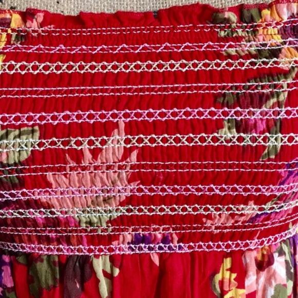 Magazine Floral summer dress .SIZE S - SMALL Ruffle on bottom - Picture 4 of 8